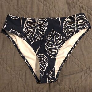 Cupshe navy tropical bathing suit bottoms